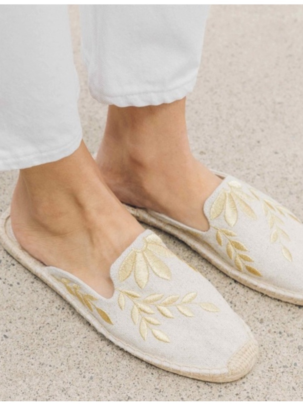 Anthropologie Soludos Ibiza Embroidered Mules cream with gold floral NWOT Size 7